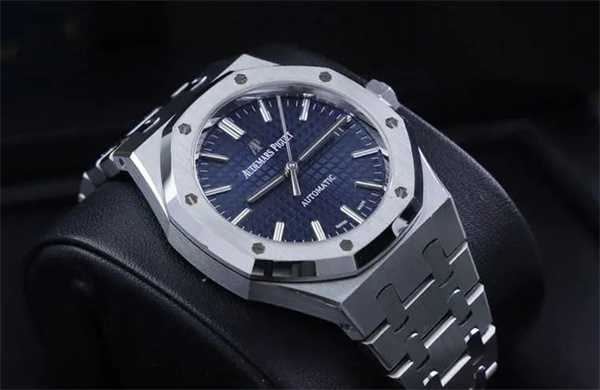 爱彼手表磕碰了解决技巧汇总(图) 爱彼手表磕碰了解决技巧汇总(图)