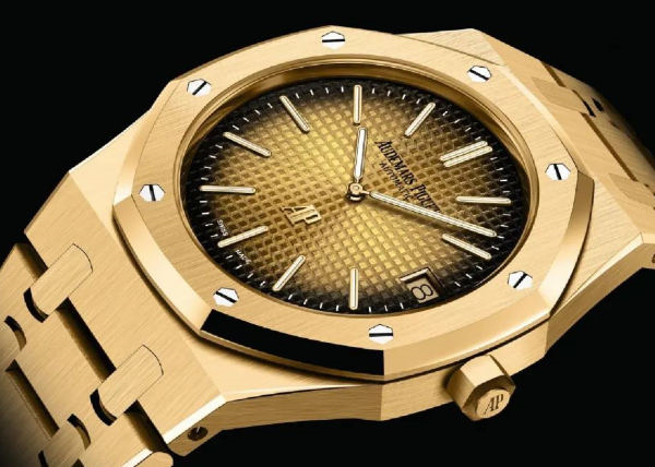 爱彼手表进灰了解决方法深度解析(图) 爱彼手表进灰了解决方法深度解析(图)