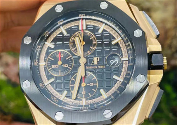 爱彼手表表蒙有划痕处理技巧汇总(图) 爱彼手表表蒙有划痕处理技巧汇总(图)